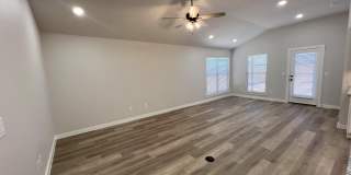 7004 13th Street Gallery 8