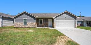 Spacious Single-Story Home with Open Layout & Huge Fenced Backyard Gallery 1