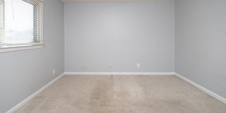 Spacious, affordable two bedroom townhouse in a great location in Charlotte! Gallery 87