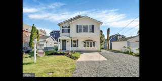 Charming 4BR House in North Beach with Yard Gallery 3