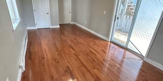 Nicely renovated 3 bed 2 bath near Tenean Beach! Gallery 17