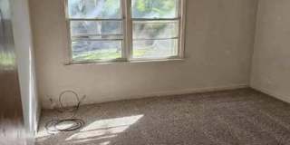 Spacious cozy 3 Bed Home! New Carpets!! Gallery 10