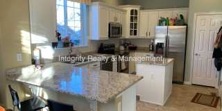5 Bed/2.75 Bath, 1983 Sqft - 3025 Redhaven Way Gallery 10