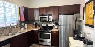 408 W Queen St Gallery 9