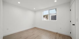 169 S Hoover Street Gallery 13