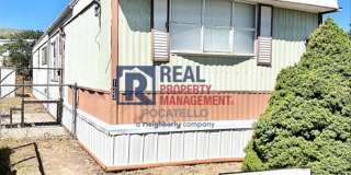 2 Bedroom 1 Bath Mobile Home - Pets negotiable Gallery 18