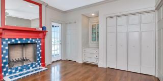 6220 BAYSHORE BOULEVARD Gallery 18