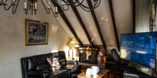 445 Hope st, Room 1 Gallery 2