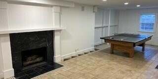 1621 Craig Street Gallery 15