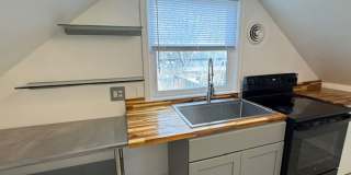 RENOVATED UPSTAIRS 2 BEDROOM HOME- FULL PRIVATE UPPER LEVEL RENOVATED UPSTAIRS 2 BEDROOM HOME- FULL PRIVATE UPPER LEVEL Gallery 6