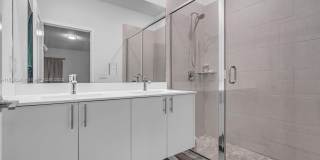 4450 NW 83rd Pkwy Gallery 19