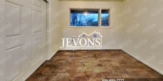 Enjoy the new appliances in this lovely single-family home located in the heart of Tacoma Gallery 11