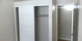 Fantastic 2nd floor condo - 2 bedroom, 2 bath, 1 car garage! Gallery 7