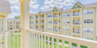 Vintage Retreat Apartments Gallery 23