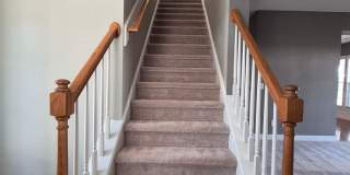 NEW LISTING!!!!! Gallery 4