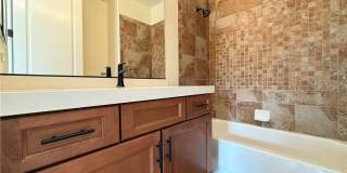 11758 Bradford Commons Drive Gallery 29