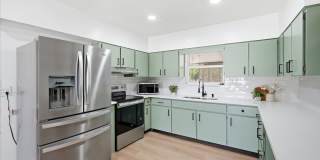 Spacious 4BR Corner Lot Home in Temple Terrace – Fenced Yard & 2-Car Garage Gallery 7