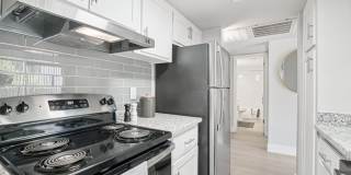 Ardella on 28 Gallery 6