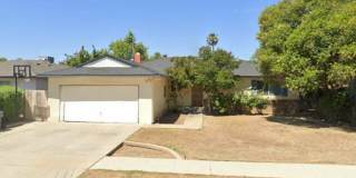 Centrally located 3 bedroom Gallery 1