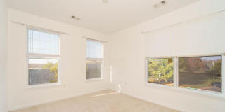 3 level 2 BR 2BA condo in Fairfax Ridge Gallery 5