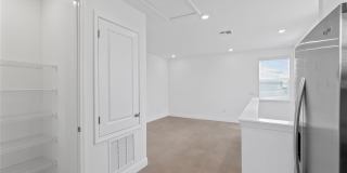 9711 UNDSET Alley Gallery 6