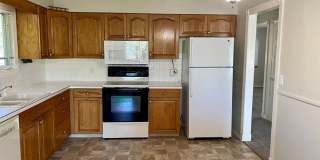 Wonderful Home in Campus West! Gallery 10