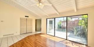AVAILABLE NOW!! 3 Bedroom 2.5 Bathroom House in Palm Springs! Gallery 6