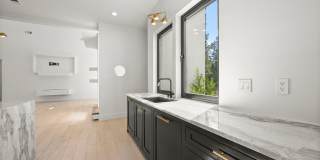 Luxury 5-Bedroom Home on 5 Acres | Pet-Friendly | Flexible Lease Terms Gallery 7