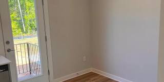 Room in 3 Bedroom Home at Noble Townes Way Gallery 8