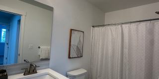 Gorgeous newer townhome in SE Bend! Gallery 20