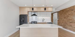 7516 N Eastlake Terrace Gallery 1