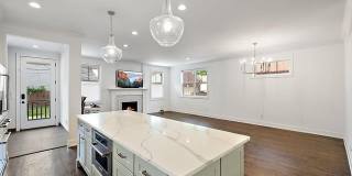 811 Smith Avenue Gallery 21
