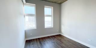 3833 N Broadway Gallery 175