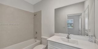 1857 SE 26th Ter Gallery 10