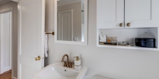 Shorewood Gallery 18