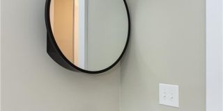 439 Broadway Street Gallery 15