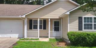 THREE BEDROOM, TWO BATH DUPLEX Gallery 1