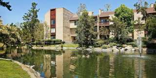 Beautiful 1 bed 3rd floor (top) condo in lakeside community in Culver City Gallery 17