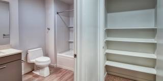 Eviva Midtown Gallery 34