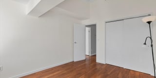 196 Crown Street Gallery 28