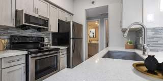 Gramercy Park Gallery 11