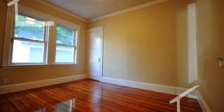 Large 4 bed in Oak Square Gallery 6