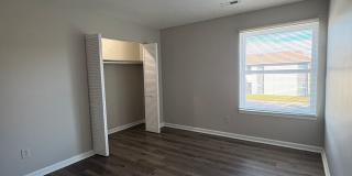 Remington On Rockville Living Gallery 55