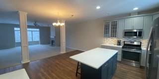 Stunning 3 Bed/2.5 Bath Eagle River Townhome with Unmatched Views! Gallery 3