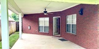 Brick home off Cottage Hill/ Knollwood Gallery 24