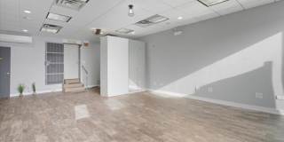 1338 W Irving Park Rd Gallery 6