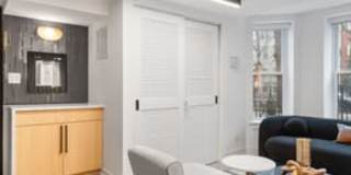 4055 North Francisco Avenue Gallery 5