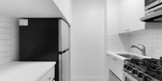 43 West 16th Street Gallery 8