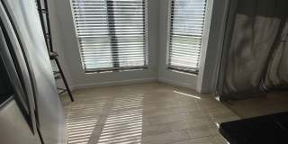 Room in 3 Bedroom Home at Southwest Dr Gallery 9