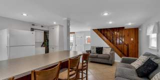 21 E Bay Way Gallery 3